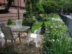 jardin fleuri brooklyn, new york