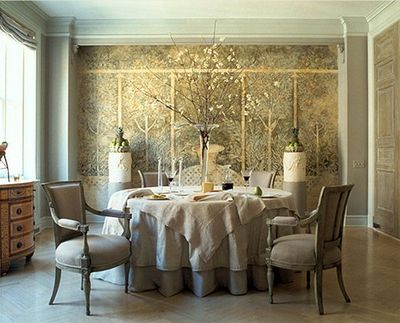 dining room designed by  John Saladino