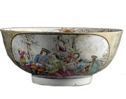 A CHINESE EXPORT PUNCH BOWL
CIRCA 1750-60

